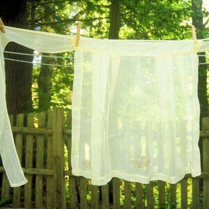 VTG Pale Yellow Fancy Illusion Hostess Apron Pleated w/ Floral Design on Hem